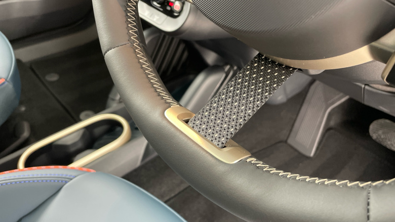 MINI Aceman 135kW E Classic 43kWh 5dr Auto Electric Hatchback